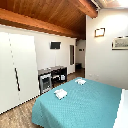 Olivi Affitta 3* Senigallia